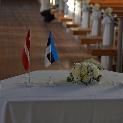ВИДЕО, ФОТО: Священник поделился необычными деталями свадьбы Ильвеса и Купце