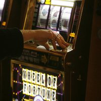 Сотрудники игорных залов смогут не обслуживать лиц, которые запретили себе играть в азартные игры