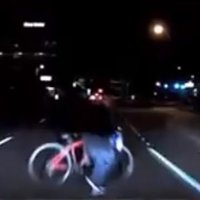 Video: Kā 'Uber' pašbraucošais auto Arizonā notrieca cilvēku