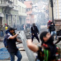 Беспорядки в Эквадоре: президент Ленин сбежал из столицы, протестующие обратились в ООН