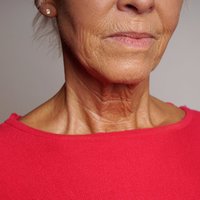 Ko darīt, lai pēc iespējas aizkavētu ādas novecošanos