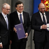 Баррозу, Шульц и ван Ромпей забрали Нобелевскую премию