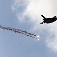 Turcijas aviācija bombardē 'Islāma valsts' pozīcijas Sīrijā un PKK nometnes Irākā