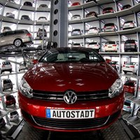 'Volkswagen' skandāls: izmešu testi laboratorijās ir viegli apejami, secina EP