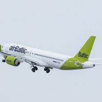 airBaltic временно отменяет полеты в Рим и Тель-Авив