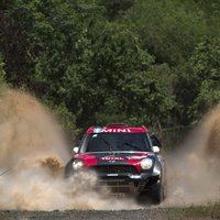 Terranova un Praiss uzvar 'Dakaras' rallijreida priekšpēdējā posmā