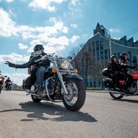 Aktualizē trokšņainu motociklu problēmu Rīgā; motoklubi to nodēvē par 'naida runu'