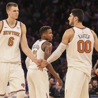 'Knicks' centrs Kanters: Porziņģis saglabā optimismu; vēlas pēc iespējas ātrāk sākt rehabilitāciju