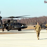 В Латвию прибыли знаменитые боевые вертолеты Black Hawk