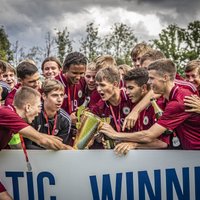 Latvijas U-17 futbolisti izcīna Baltijas kausu