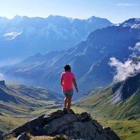 Pastkartes cienīgi skati un izaicinājumi: budžeta nedēļas nogale Šveices Alpos