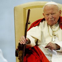 За папой Иоанном Павлом II признали второе чудо