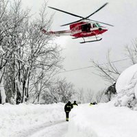Oficiāli apstiprināts: lavīnas apraktajā viesnīcā Itālijā bezvēsts pazuduši 23 cilvēki