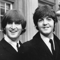Ученые выяснили, кто же написал музыку к хиту In My Life - Джон Леннон или Пол Маккартни?
