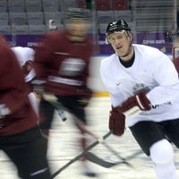 Latvijas hokeja izlase pirmo treniņu Sočos aizvada nemainīgos virknējumos