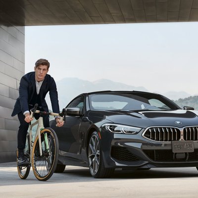 BMW automobiļu tirdzniecība pirmajā ceturksnī sarukusi par 21%