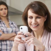 Четыре вещи, которые родителям не стоит делать в социальных сетях