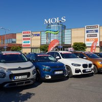Video: 'Latvijas Gada auto 2019' pirmais testa brauciens jubilejas gadā