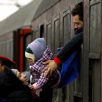 В Латвию прибыли 16 сирийцев из Греции