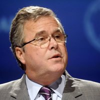 Iespējamais ASV prezidenta amata kandidāts Džebs Bušs paudis atbalstu lielākai ASV spēku klātbūtnei Baltijas valstīs