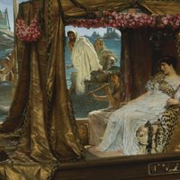 Kā smaržoja valdnieces? Zinātnieki mēģina atdarināt Kleopatras smaržu aromātu