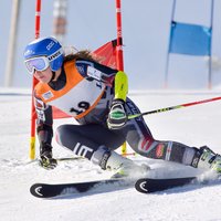 Latvijas kalnu slēpotājai Bondarei karjeras FIS punktu rekords