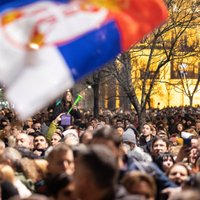 После победы коалиции Вучича на выборах в Сербии прошла акция протеста. Лидеры оппозиции объявили голодовку