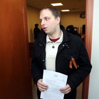 Повреждение выставки "Люди Майдана": суд отпустил Букайна