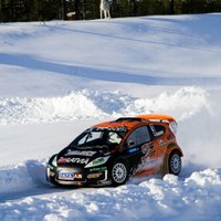 Baumanis pirmajās 'RallyX on Ice' ziemas rallijkrosa sacensībās iesaistās cīņā par uzvaru