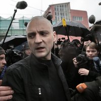 Tiesa nosaka Krievijas opozicionāram Udaļcovam mājas arestu