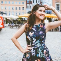 "Латвийским женщинам не хватает легкости и доверчивости". Экс-редактор Cosmopolitan о социальных ролях, страхах и формуле счастья