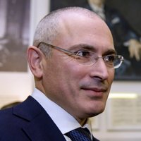 Hodorkovskis solījis neiesaistīties politikā