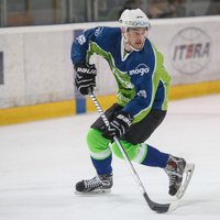 Par Latvijas hokeja virslīgas mēneša vērtīgāko spēlētāju atzīts Edgars Kurmis
