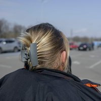 Sievu izvaroja, vīru nošāva. Vāc liecības par okupantu seksuālajiem noziegumiem Ukrainā