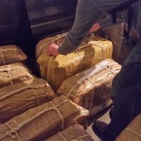 Krievijas vēstniecībā Argentīnā atrasti 400 kilogrami kokaīna