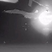 Video: Krievu 'Su-27' bīstami pietuvojas ASV novērošanas lidmašīnai