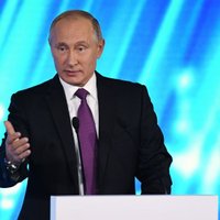 Путин пошутил над своим отсутствием "в списке врагов США"