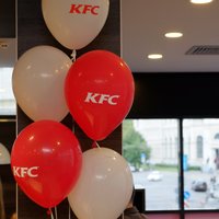 Par higiēnas prasību pārkāpumiem KFC piemērots 400 eiro sods