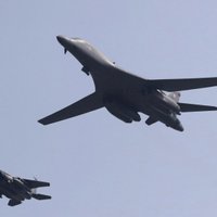 Бомбардировщики США впервые очень близко пролетели у берегов КНДР