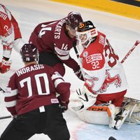 Хоккеисты Латвии начинают чемпионат мира с сухой победы над Данией