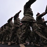Lielbritānija varētu uz Baltijas valstīm un Poliju nosūtīt vairākus simtus karavīru