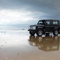 Выпуск Land Rover Defender прекратят на два года раньше срока