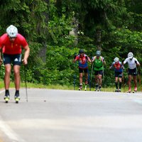 Latvijas jauktā stafetes komanda neveiksmīgi sāk pasaules čempionātu vasaras biatlonā