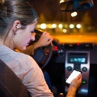 CSDD skaidro izskanējušo informāciju par mobilo sakaru ierobežošanu automobiļos