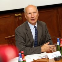 Jānis Platais: Valsts budžeta politika 2018. Bez debesmannas un vēlēšanu populisma