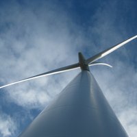 'Eesti Energia' vēja un saules parku izveidē investēs 1,5 miljardus eiro