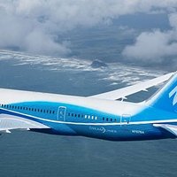 'Boeing' pēc aizdegšanās gadījuma liek aviokompānijām pārbaudīt avārijas bākas