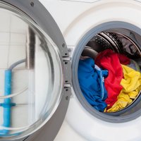 Problēma un risinājums: kāpēc veļa pēc mazgāšanas paliek smirdīga