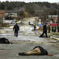 Krievijas orda Bučā atkārtojusi 'začistku' – sistemātiski noslepkavojusi simtiem civiliedzīvotāju