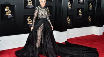 ФОТО: Декольте и модные провалы премии Grammy 2018